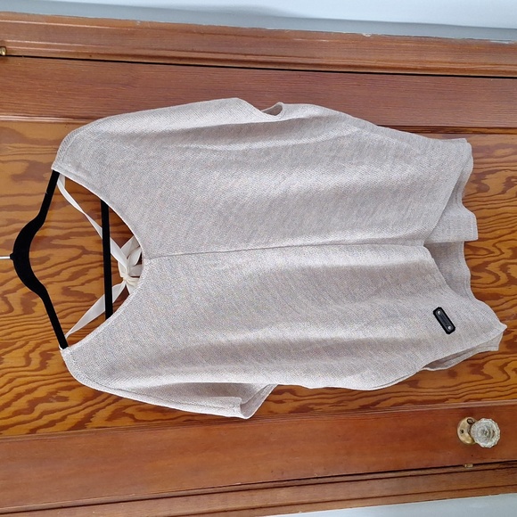 Loose shirt - Picture 1 of 3